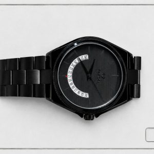 Hayon Black Date Watch